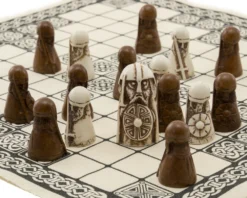 The Viking Game (Hnefatafl) 19 The Viking Game (Hnefatafl) -Board Games - Chess And Cards Shop NMS013 03