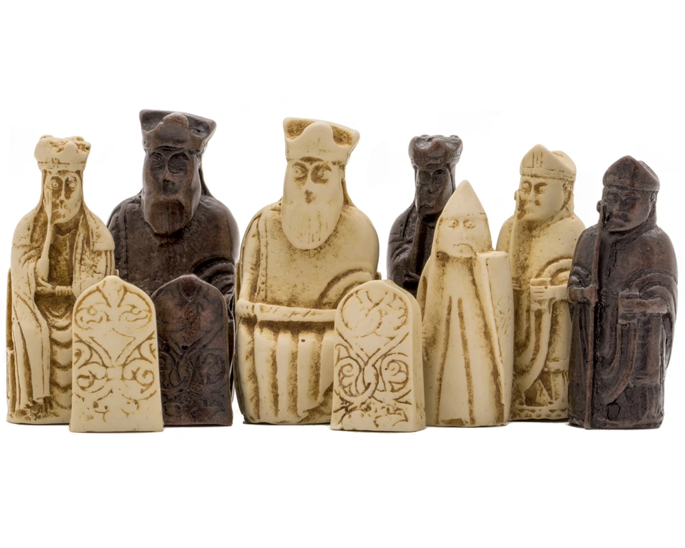 Isle Of Lewis Compact Celtic Chess Set 9 Inches In Ivory 7 Isle Of Lewis Compact Celtic Chess Set 9 Inches In Ivory - Image 7