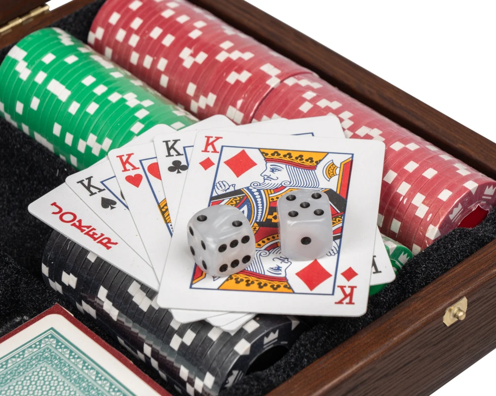 Deluxe Poker Compendium In Walnut Case 8 Deluxe Poker Compendium In Walnut Case - Image 8