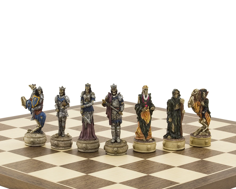 The Zombie Hand Painted Themed Chess Pieces By Italfama 7 The Zombie Hand Painted Themed Chess Pieces By Italfama - Image 7