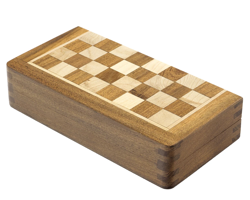 Deluxe Hardwood Folding Travel 7.5 Inch Chess Set - Magnetic 2 Deluxe Hardwood Folding Travel 7.5 Inch Chess Set - Magnetic - Image 2