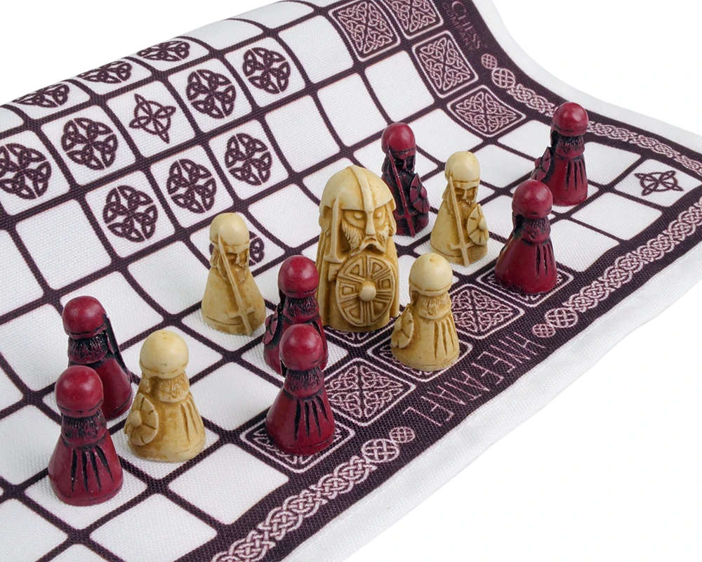Hnefatafl - The Viking Game - Cardinal Edition 12 Hnefatafl - The Viking Game - Cardinal Edition - Image 12