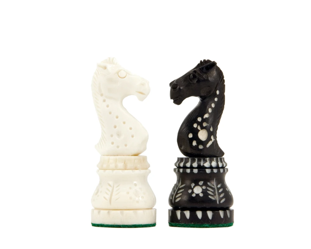 Kings Cross Carved Camel Bone Chess Pieces 2 Kings Cross Carved Camel Bone Chess Pieces - Image 2