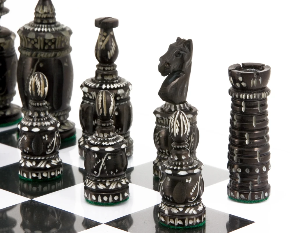 Barley Corn Carved Camel Bone Chess Pieces 5 Barley Corn Carved Camel Bone Chess Pieces - Image 5