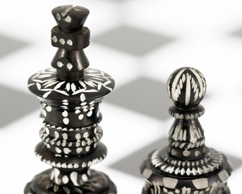 Barley Corn Carved Camel Bone Chess Pieces 6 Barley Corn Carved Camel Bone Chess Pieces - Image 6