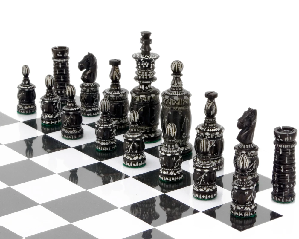 Barley Corn Carved Camel Bone Chess Pieces 7 Barley Corn Carved Camel Bone Chess Pieces - Image 7