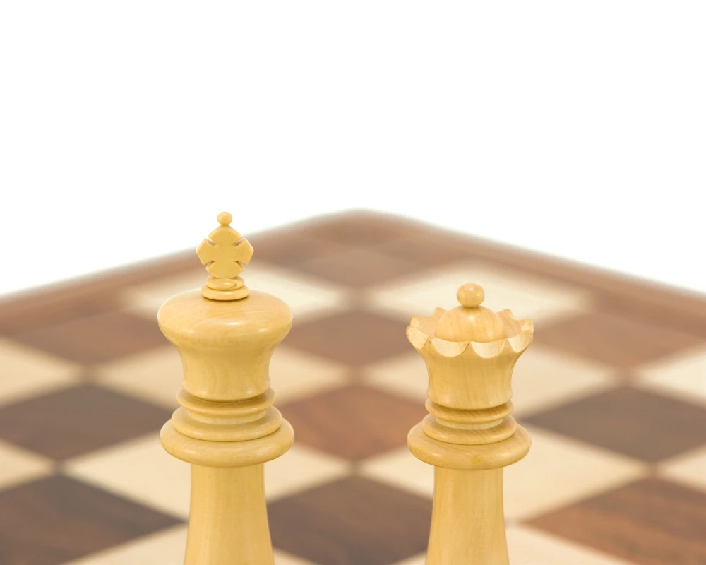 Madrid Series Sheesham And Boxwood Chessmen 4 Inches 7 Madrid Series Sheesham And Boxwood Chessmen 4 Inches - Image 7