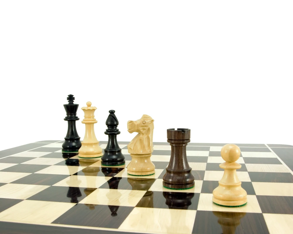 French Knight Series Rosewood Staunton Chess Pieces 3.25 Inches 6 French Knight Series Rosewood Staunton Chess Pieces 3.25 Inches - Image 6