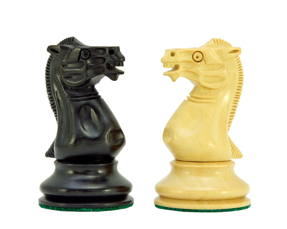 Old English Elite Series Ebony Staunton Chess Pieces 4 Inches 3 Old English Elite Series Ebony Staunton Chess Pieces 4 Inches - Image 3