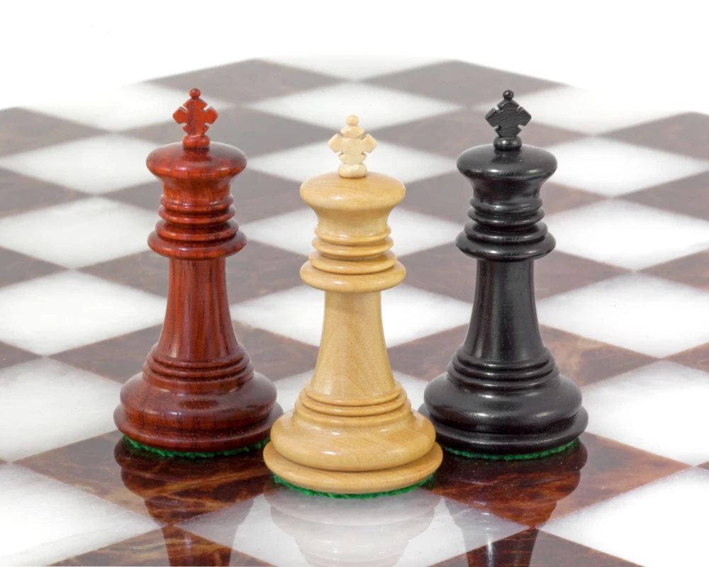 Madrid Tres Corone Luxury Chess Pieces 2.5 Inches 3 Madrid Tres Corone Luxury Chess Pieces 2.5 Inches - Image 3