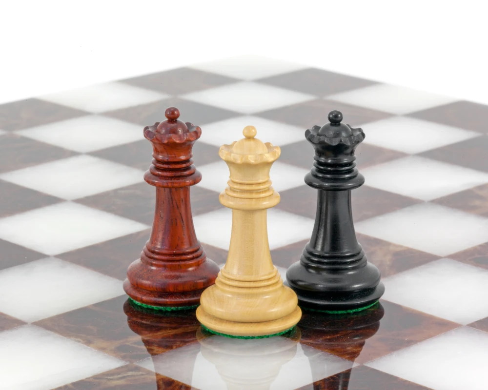 Madrid Tres Corone Luxury Chess Pieces 2.5 Inches 4 Madrid Tres Corone Luxury Chess Pieces 2.5 Inches - Image 4