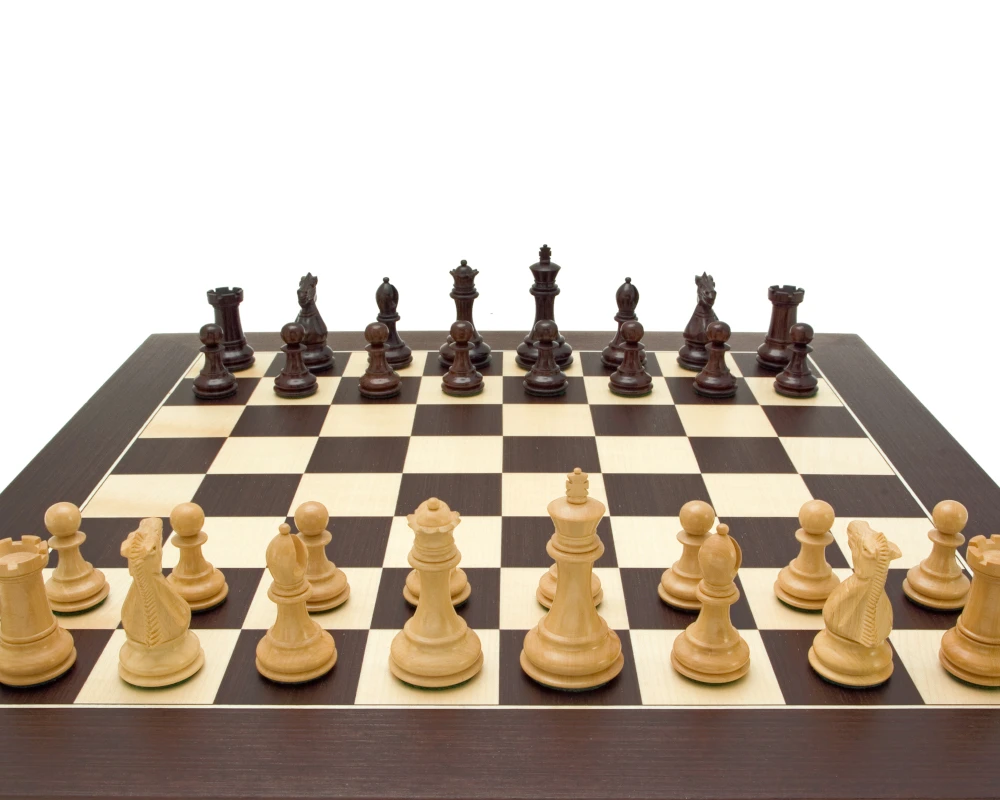 Windsor Wenge And Rosewood Chess Set 2 Windsor Wenge And Rosewood Chess Set - Image 2