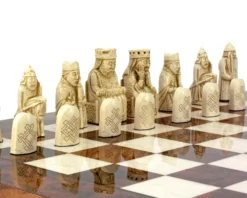 The Isle Of Lewis Italian Dark Walnut Chess Set -Board Games - Chess And Cards Shop RCPB157 02