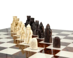 The Isle Of Lewis Italian Dark Walnut Chess Set -Board Games - Chess And Cards Shop RCPB157 05