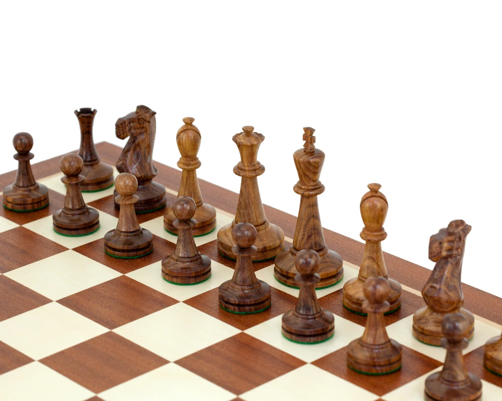 Blackmore Sheesham And Mahogany Chess Set 4 Blackmore Sheesham And Mahogany Chess Set - Image 4
