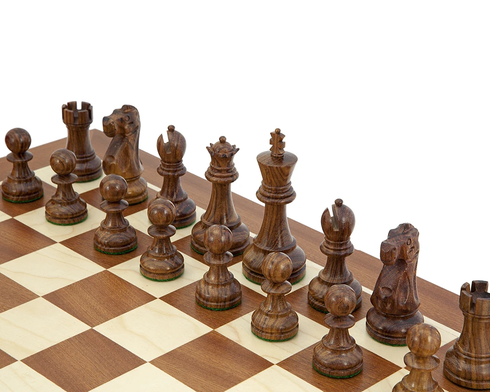 Jacob Knight Sheesham & Mahogany Chess Set 2 Jacob Knight Sheesham & Mahogany Chess Set - Image 2