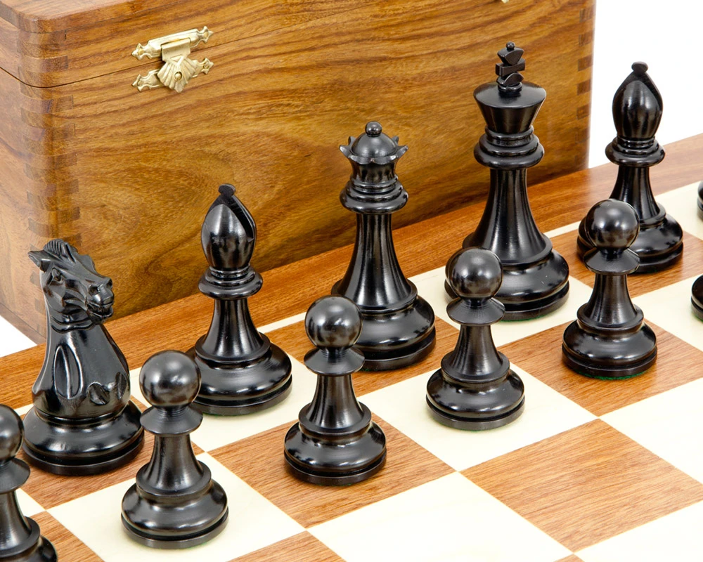 Competition Black Staunton Chess Set With Case 2 Competition Black Staunton Chess Set With Case - Image 2