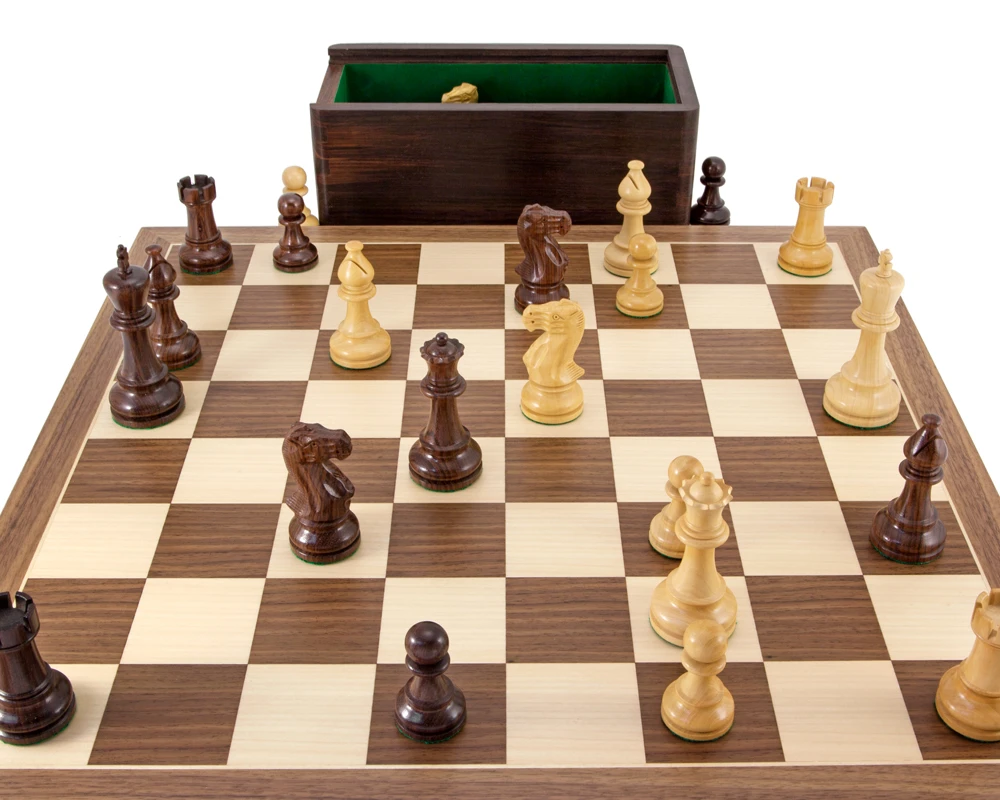 Atlantic Large Rosewood And Walnut Chess Set With Case 4 Atlantic Large Rosewood And Walnut Chess Set With Case - Image 4