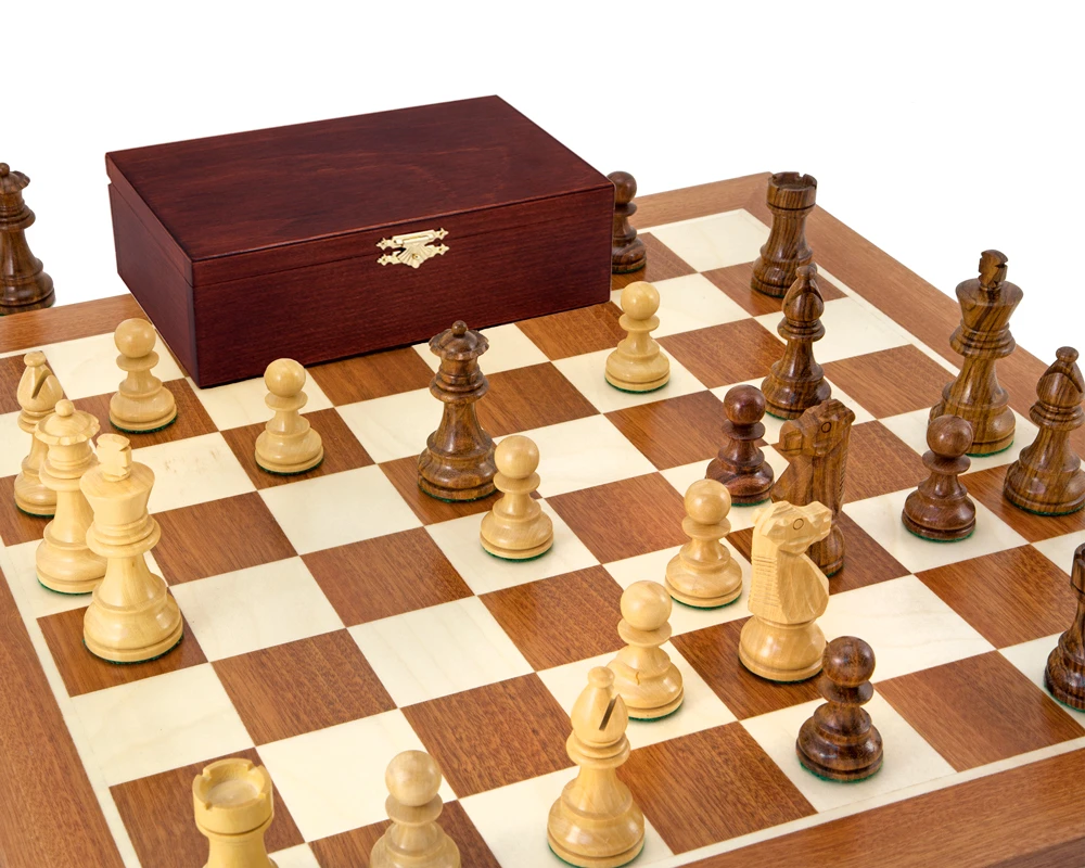 French Knight Sheesham Mahogany Chess Set 2 French Knight Sheesham Mahogany Chess Set - Image 2