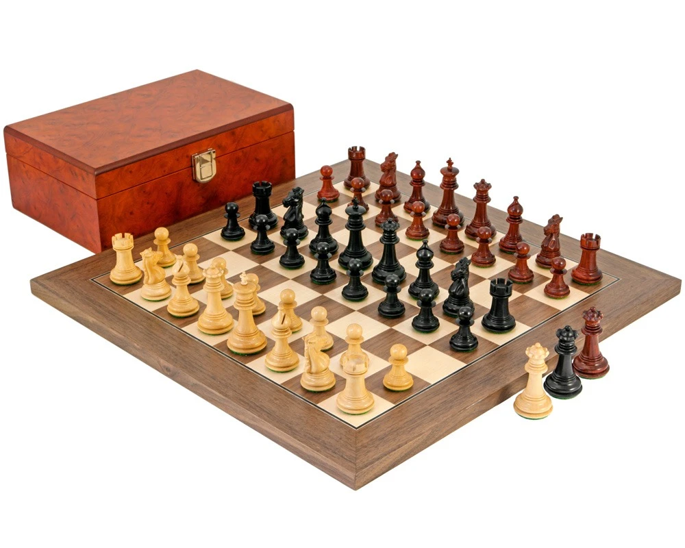 Madrid Tres Corone Ebony, Padauk And Walnut Chess Set 1 Madrid Tres Corone Ebony, Padauk And Walnut Chess Set