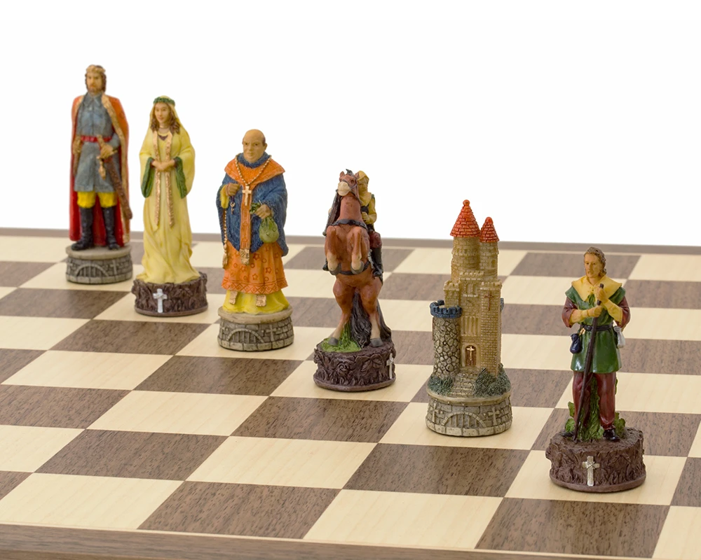 The Robin Hood Hand Painted Themed Chess Set By Italfama 5 The Robin Hood Hand Painted Themed Chess Set By Italfama - Image 5
