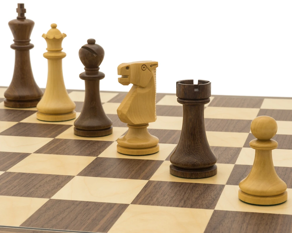 The Pioneer Golden Rosewood And Walnut Folding Chess Set 6 The Pioneer Golden Rosewood And Walnut Folding Chess Set - Image 6