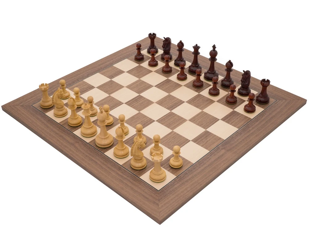 La Valletta Walnut And Redwood Luxury Chess Set 1 La Valletta Walnut And Redwood Luxury Chess Set