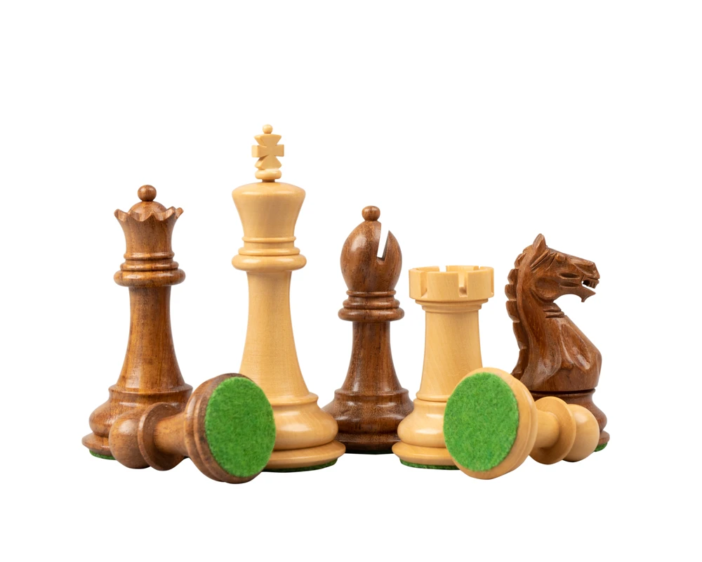 The Oxford Acacia And Walnut Chess Set 7 The Oxford Acacia And Walnut Chess Set - Image 7