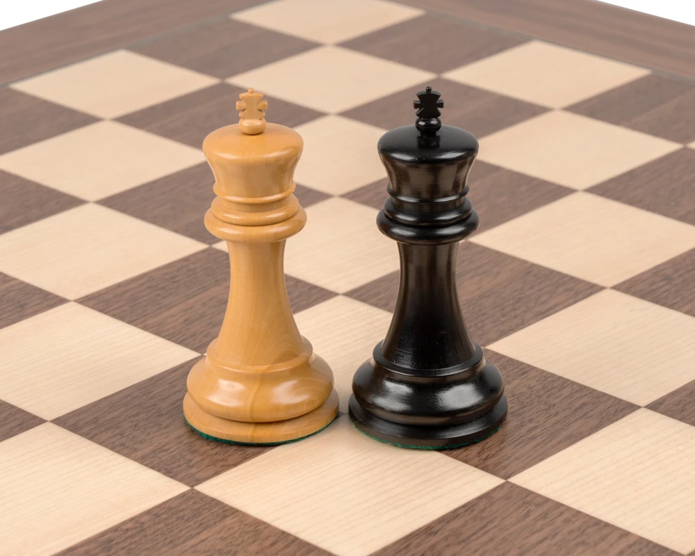The 1890 Reproduction Staunton Ebony And Walnut Luxury Chess Set 6 The 1890 Reproduction Staunton Ebony And Walnut Luxury Chess Set - Image 6