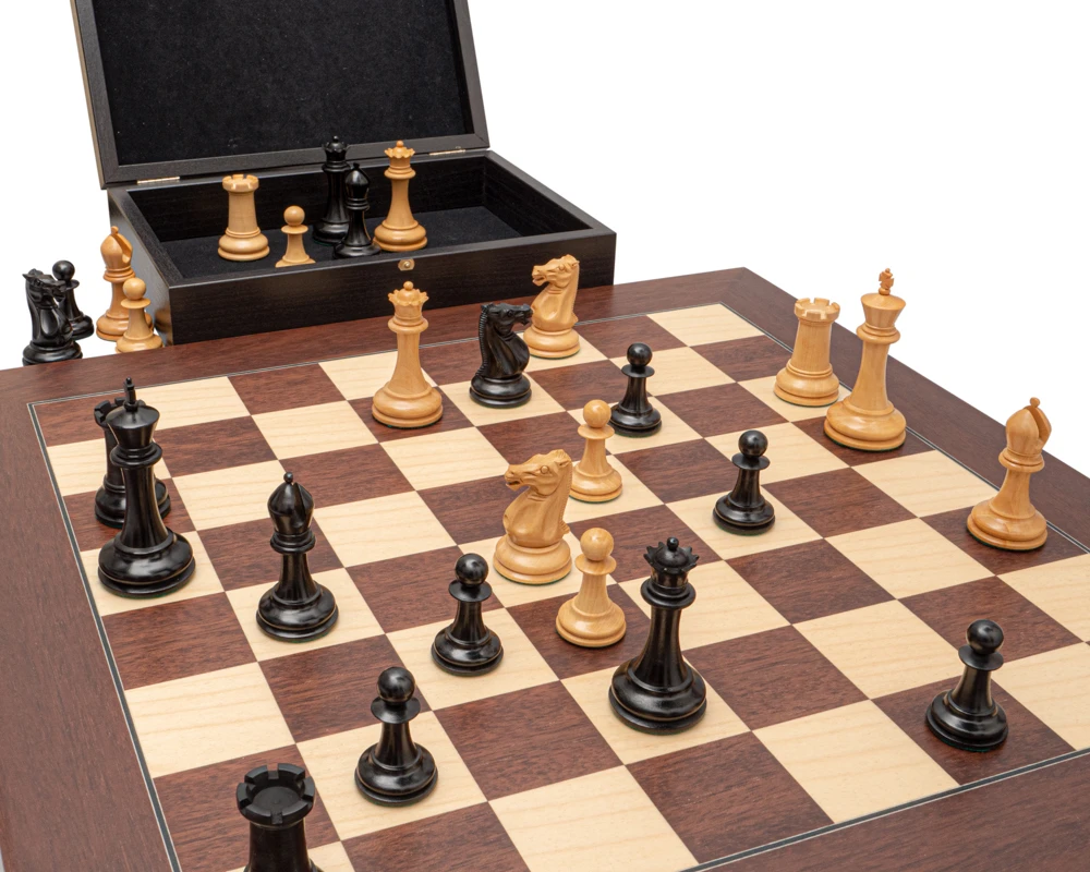 The 1853 Paulsen Reproduction Ebony And Montgoy Palisander Luxury Chess Set 4 The 1853 Paulsen Reproduction Ebony And Montgoy Palisander Luxury Chess Set - Image 4