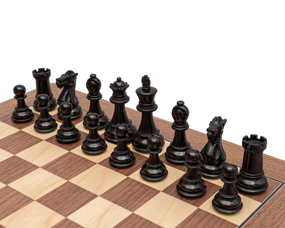 The Old English Black And Walnut Chess Set 2 The Old English Black And Walnut Chess Set - Image 2