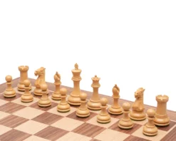 The Windsor Ebony And Walnut Traditional Chess Set 9 The Windsor Ebony And Walnut Traditional Chess Set -Board Games - Chess And Cards Shop RCPB509 02