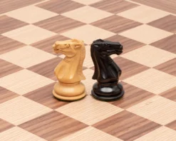 The Windsor Ebony And Walnut Traditional Chess Set 13 The Windsor Ebony And Walnut Traditional Chess Set -Board Games - Chess And Cards Shop RCPB509 06