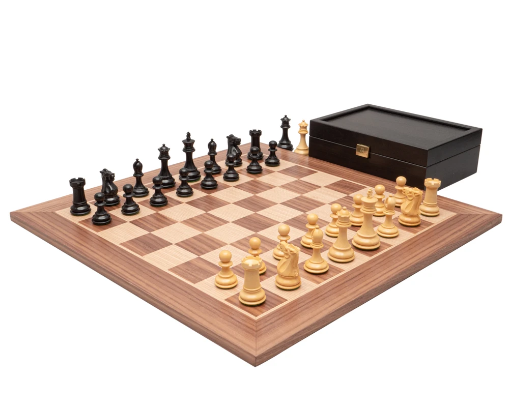 The Highclere Ebony And Walnut Traditional Chess Set 1 The Highclere Ebony And Walnut Traditional Chess Set
