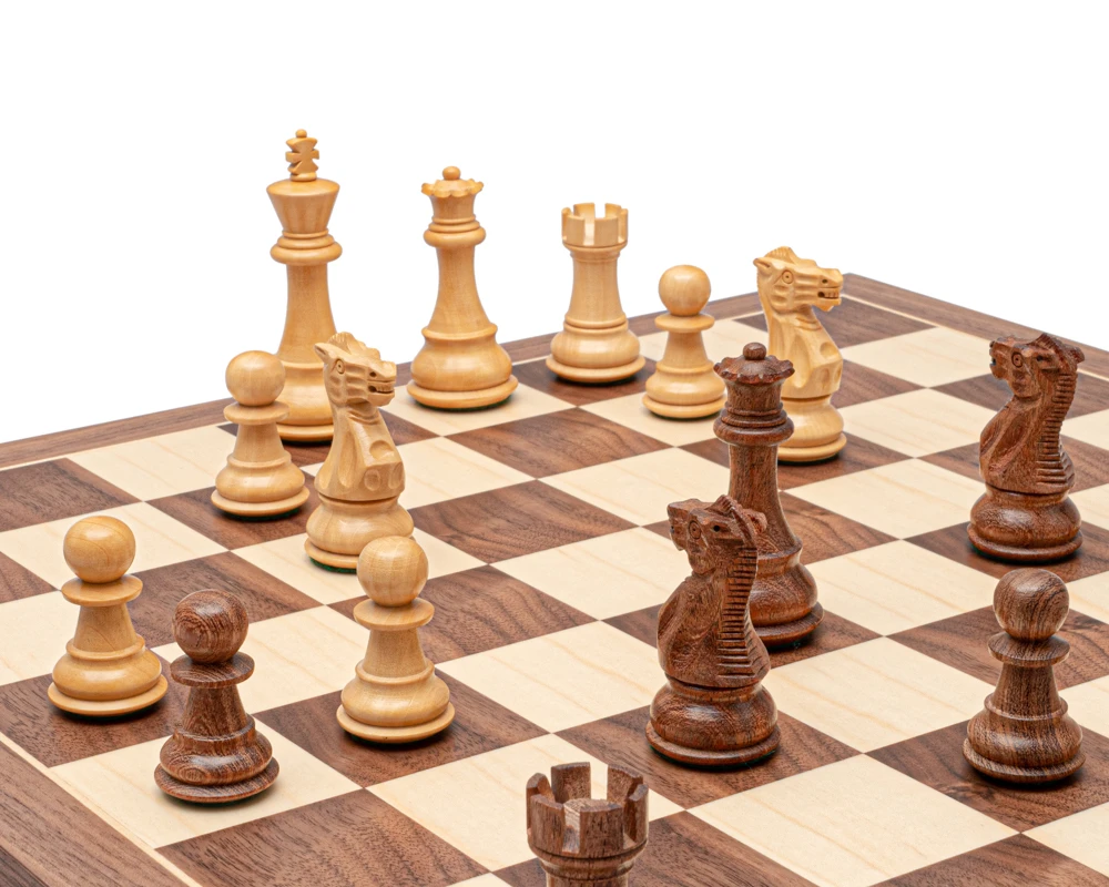 Classic Staunton Acacia And Maple Chess Set 4 Classic Staunton Acacia And Maple Chess Set - Image 4