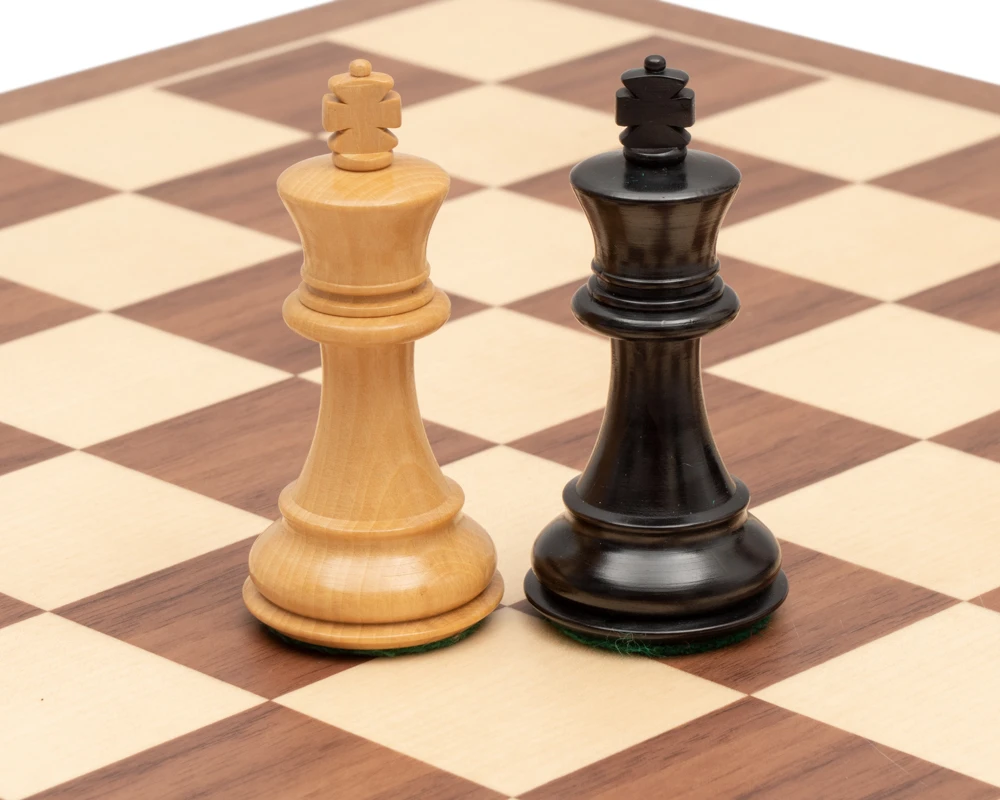 Competition Staunton Walnut Chess Set 6 Competition Staunton Walnut Chess Set - Image 6
