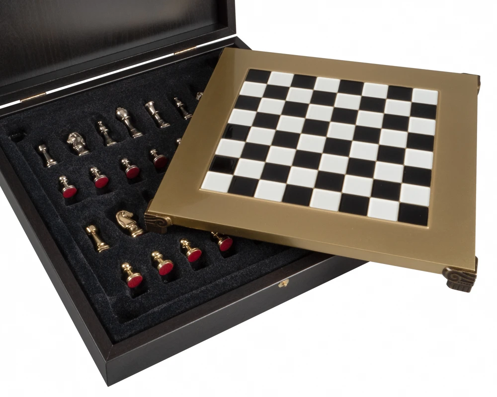 The Manopoulos Staunton Gold & Silver Chess Set With Wooden Case - SMALL 5 The Manopoulos Staunton Gold & Silver Chess Set With Wooden Case - SMALL - Image 5